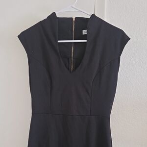 Almost Famous Black V-Neck Dress